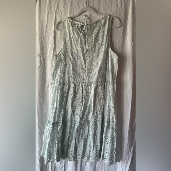 Loft Soft Blue Eyelet Lace Sleeveless Dress Size XL - Picture 2 of 6
